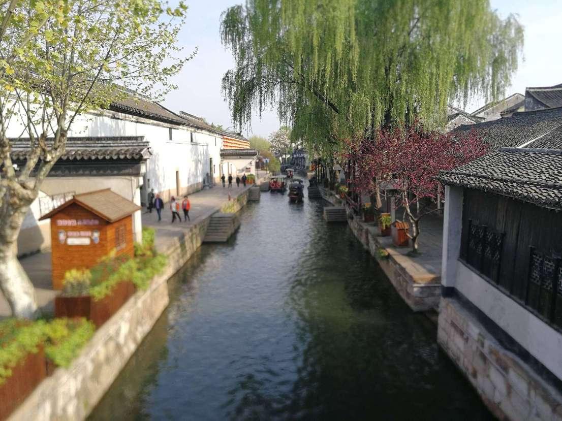 乌克兰的重要节日有哪些？当地有哪些特殊的习俗？游戏画面